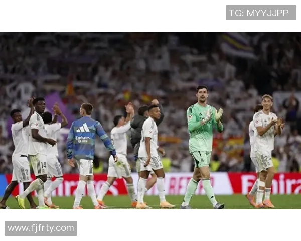 皇马主场大胜伯纳乌，压哨进球后赛欧冠出线